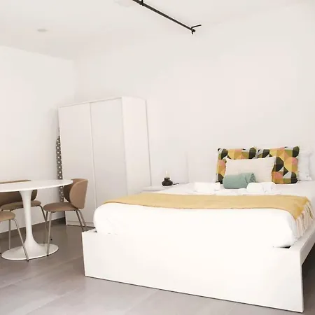 Lägenhet Charming Close To Centre *