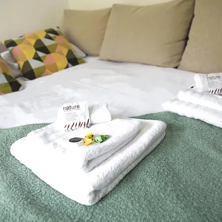 Charming Close To Centre Apartment *